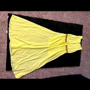 Beautiful flowy yellow sun dress